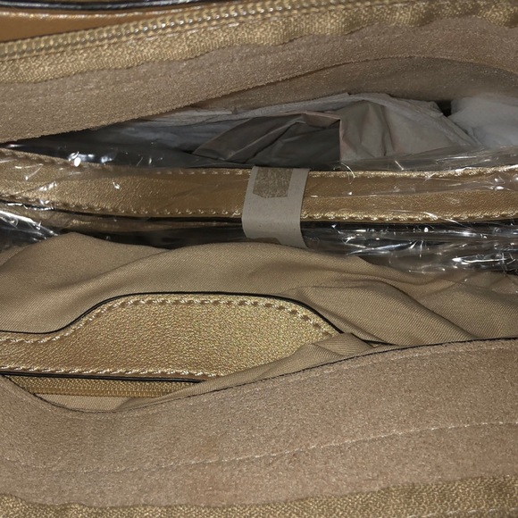 Handbag - Picture 5 of 8